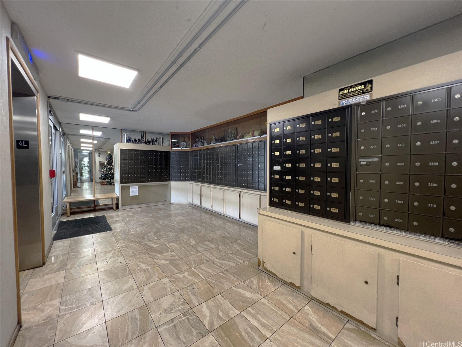 98-099 Uao Pl Aiea - Rental - photo 4 of 9