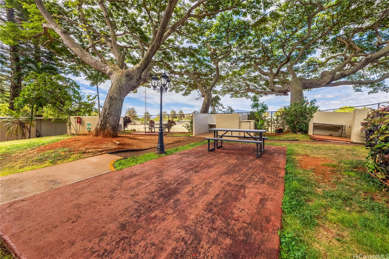 Lele Pono condo # 3205, Aiea, Hawaii - photo 14 of 17