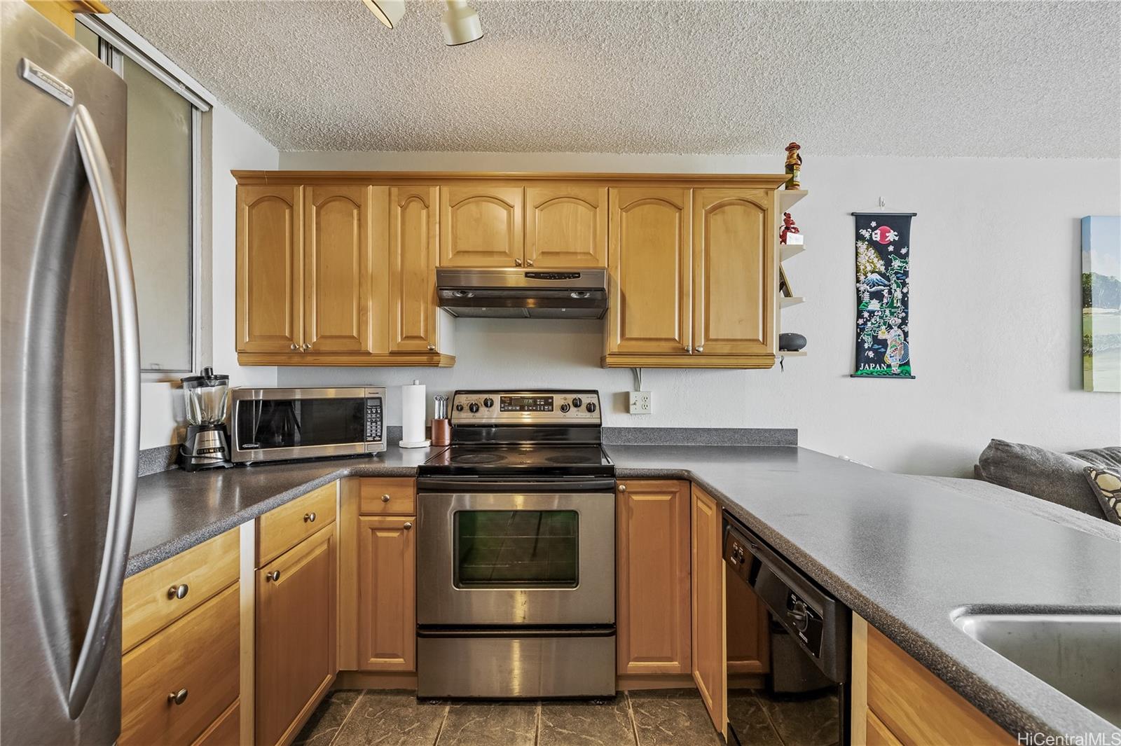 Lele Pono condo # 3205, Aiea, Hawaii - photo 3 of 17