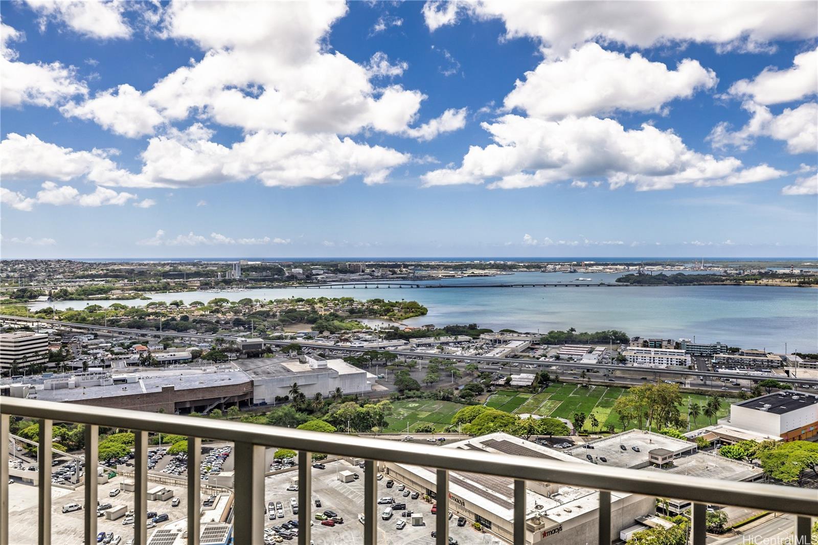 Lele Pono condo # 3205, Aiea, Hawaii - photo 9 of 17