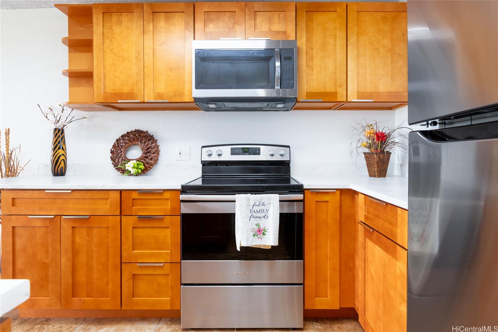 Lele Pono condo # 609, Aiea, Hawaii - photo 5 of 23