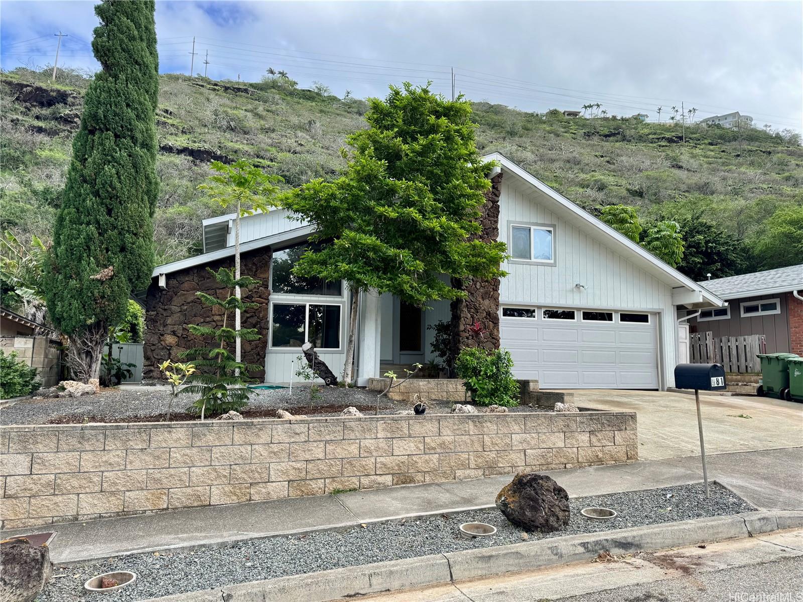 981 Wainiha St Honolulu - Rental - photo 2 of 24