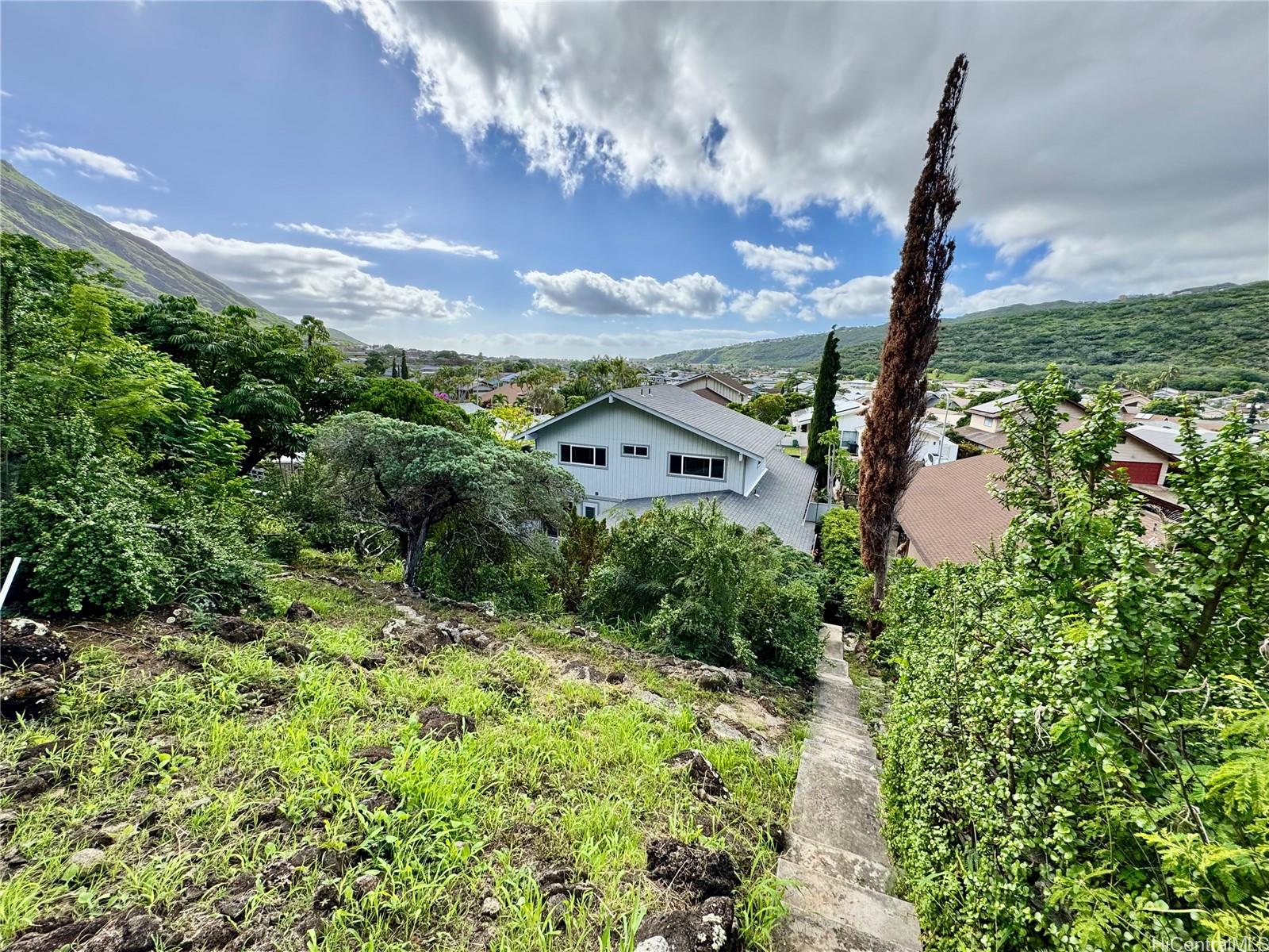 981 Wainiha St Honolulu - Rental - photo 21 of 24