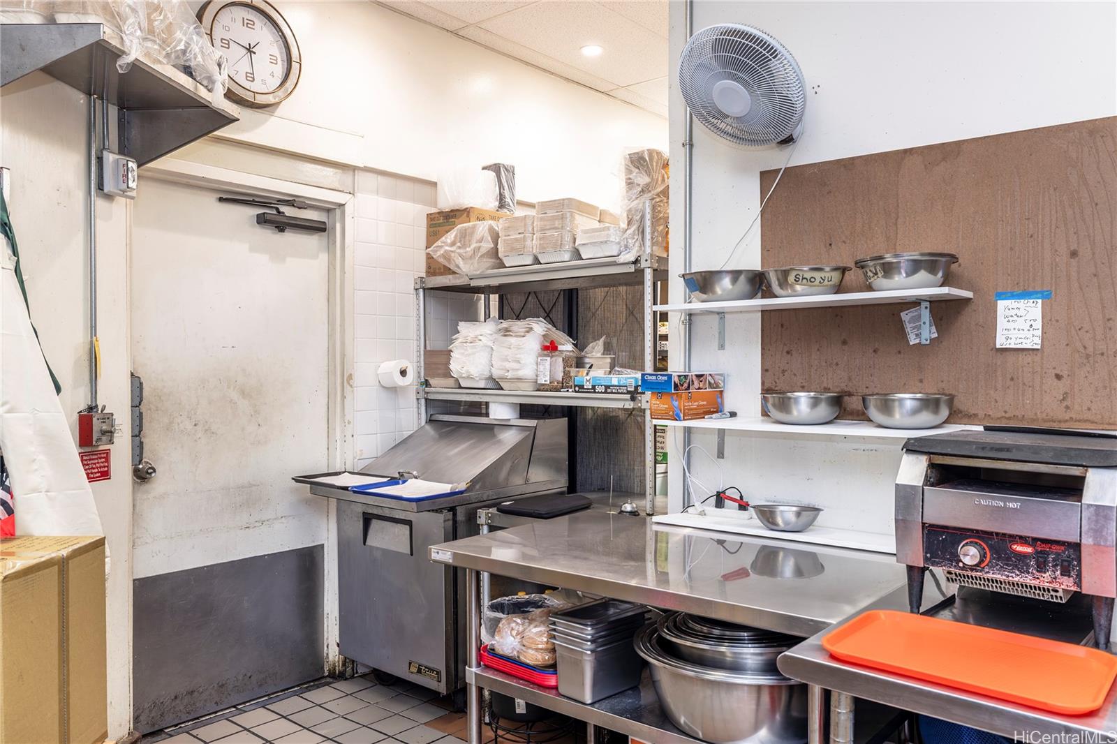 98-1005 Moanalua Road Aiea Area  - photo 6 of 12