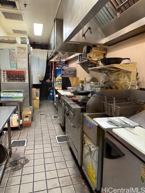 98-1005 Moanalua Rd Aiea Area  - photo 4 of 10