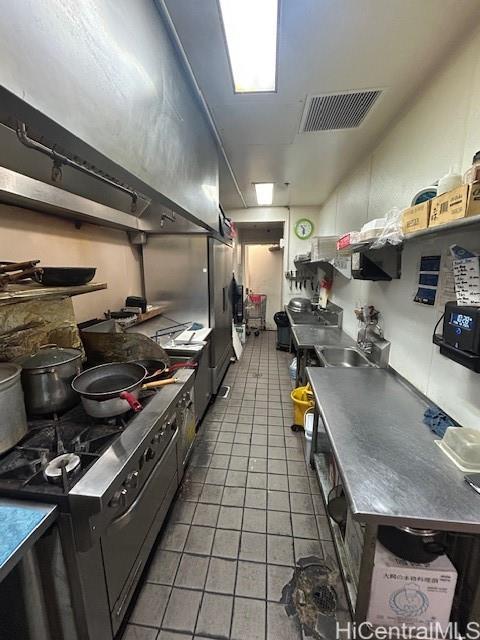 98-1005 Moanalua Rd Aiea Area  - photo 6 of 10