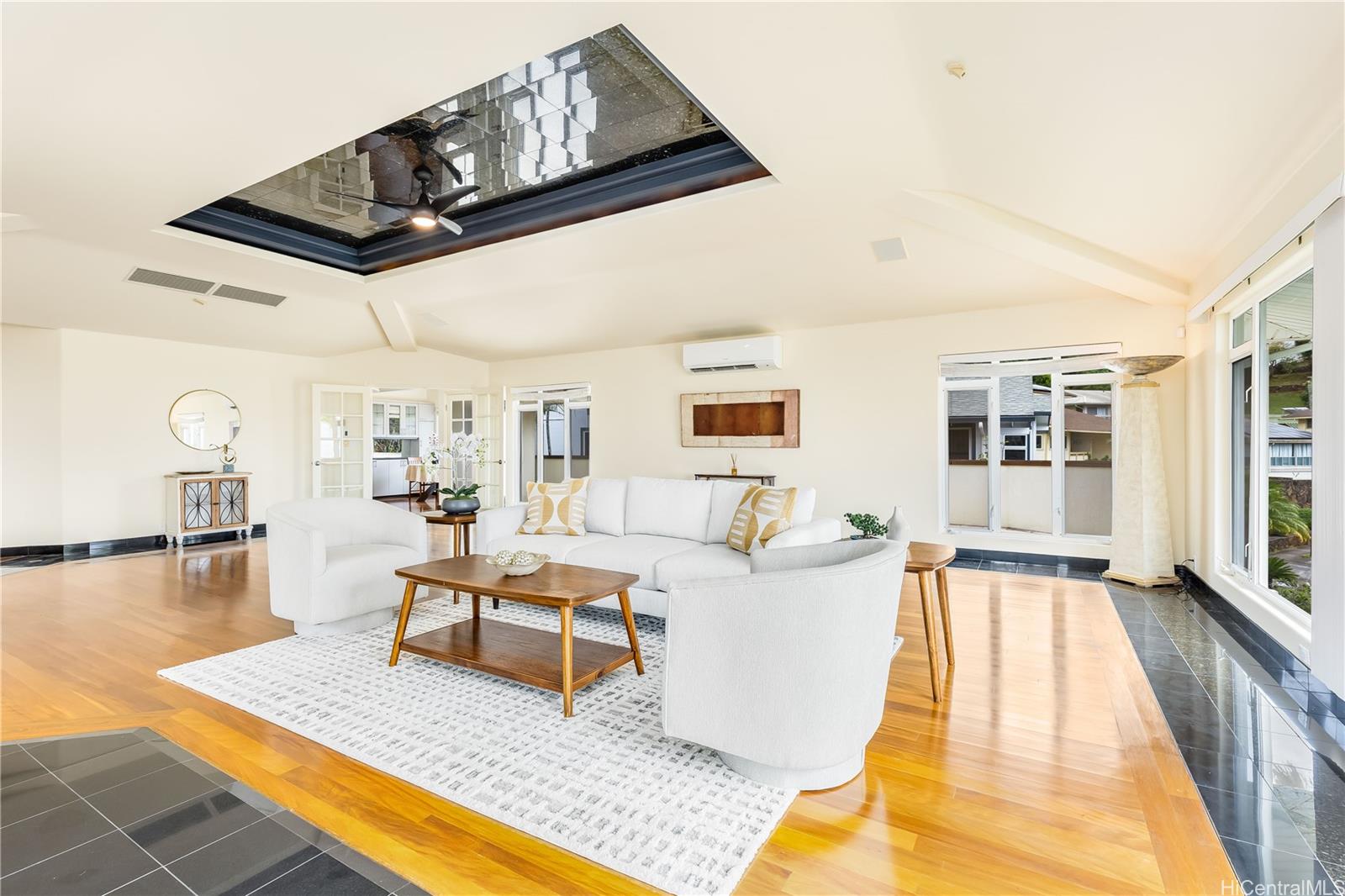 98-1024  Palula Way Pearlridge, PearlCity home - photo 3 of 24