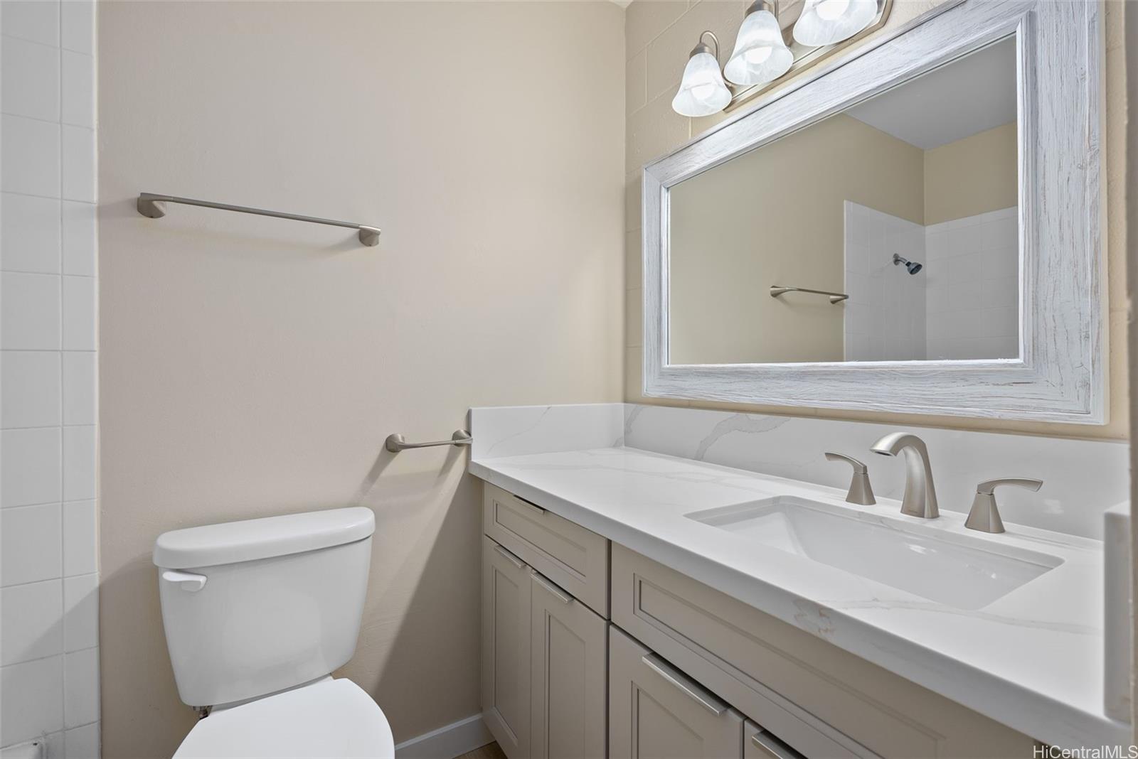 Pearl Ridge Gdns & Twr condo # 5-201, Aiea, Hawaii - photo 14 of 25