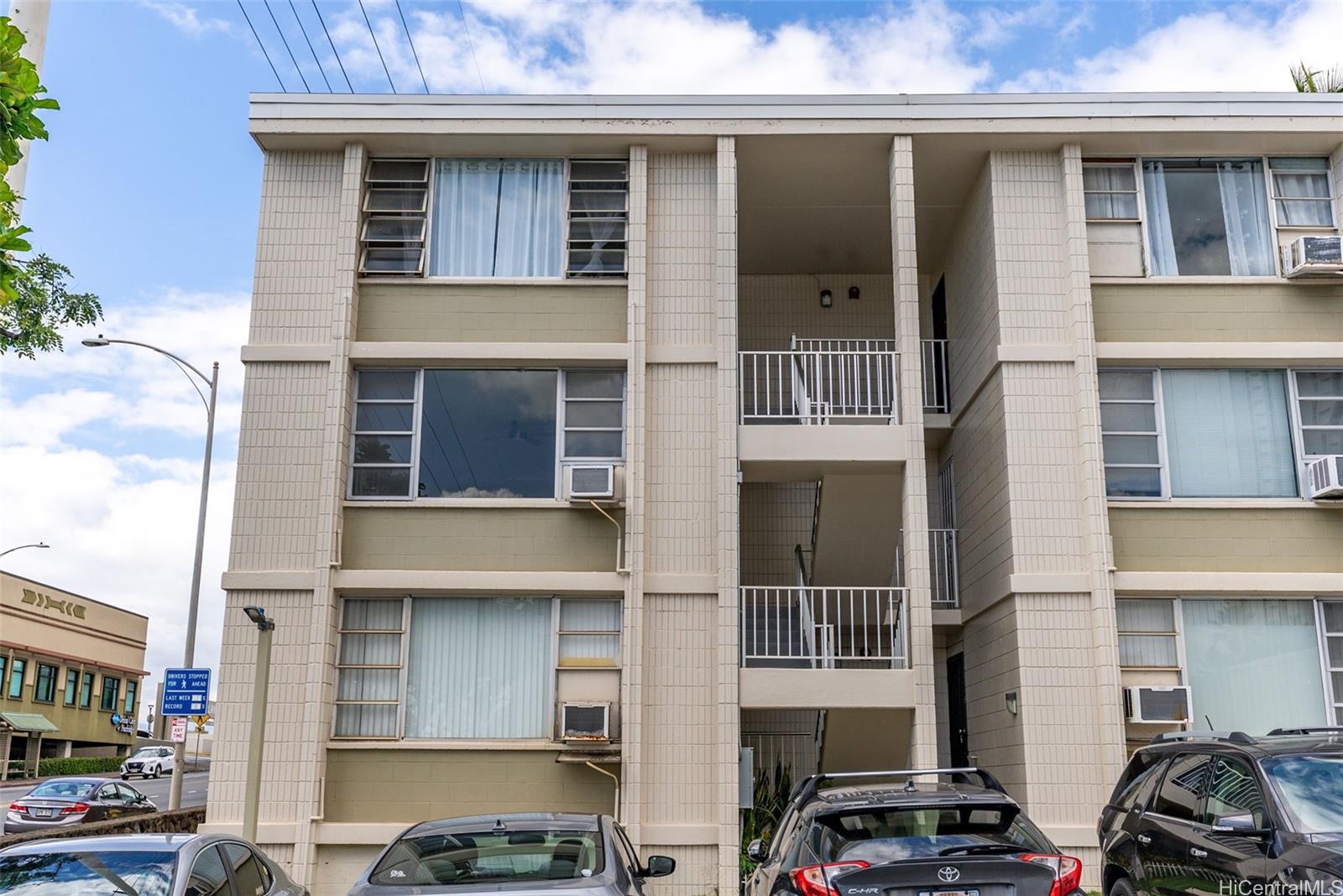 Pearl Ridge Gdns & Twr condo # 5-201, Aiea, Hawaii - photo 22 of 25