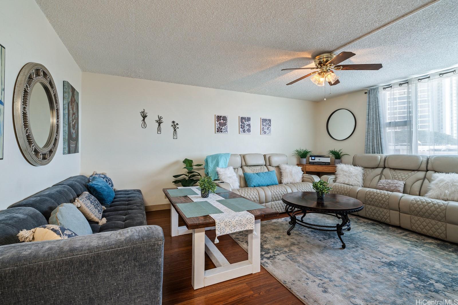 Pearl Ridge Gdns & Twr condo # 5-308, Aiea, Hawaii - photo 2 of 19