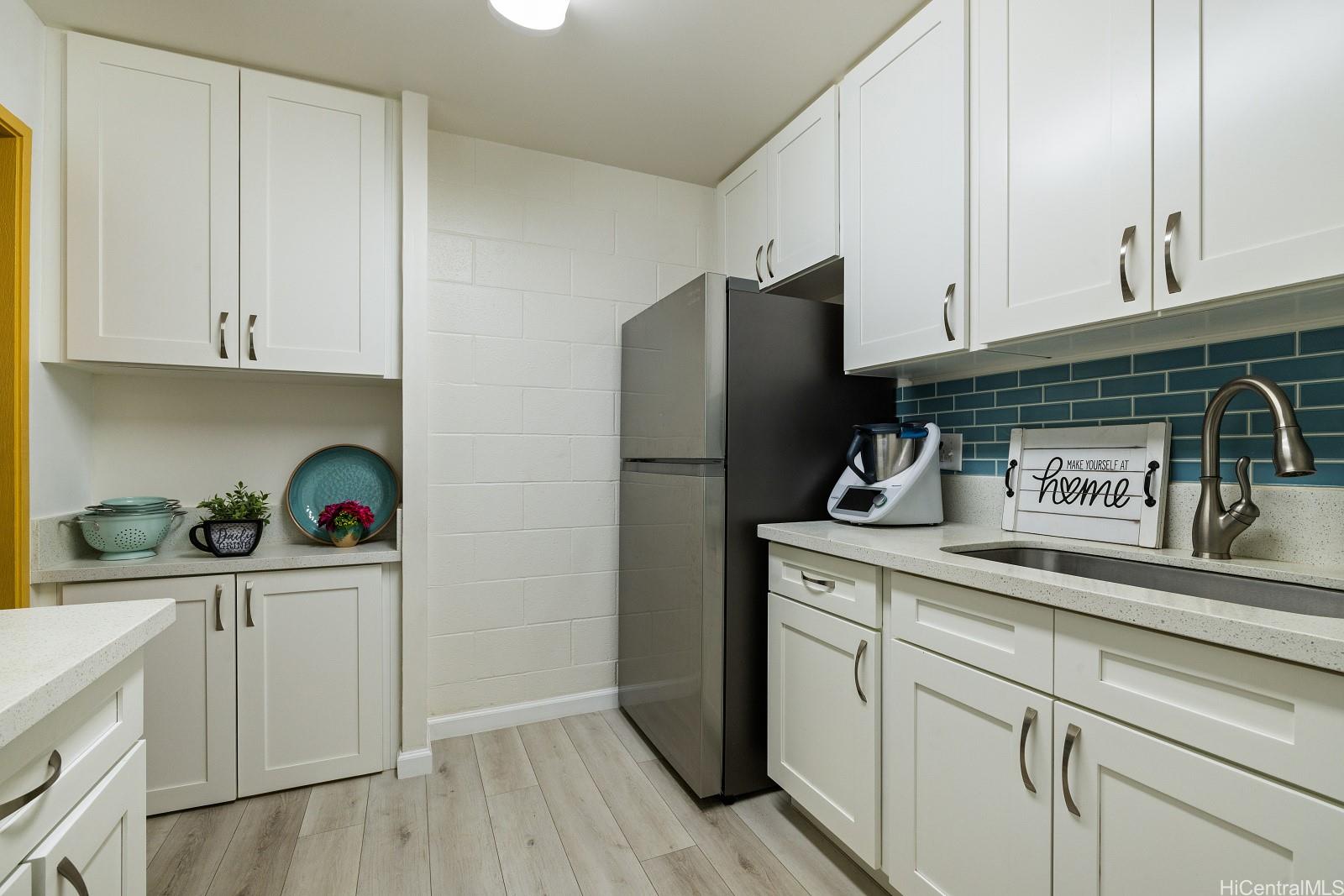 Pearl Ridge Gdns & Twr condo # 5-308, Aiea, Hawaii - photo 5 of 19