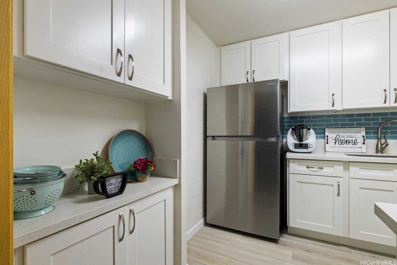 Pearl Ridge Gdns & Twr condo # 5-308, Aiea, Hawaii - photo 6 of 19