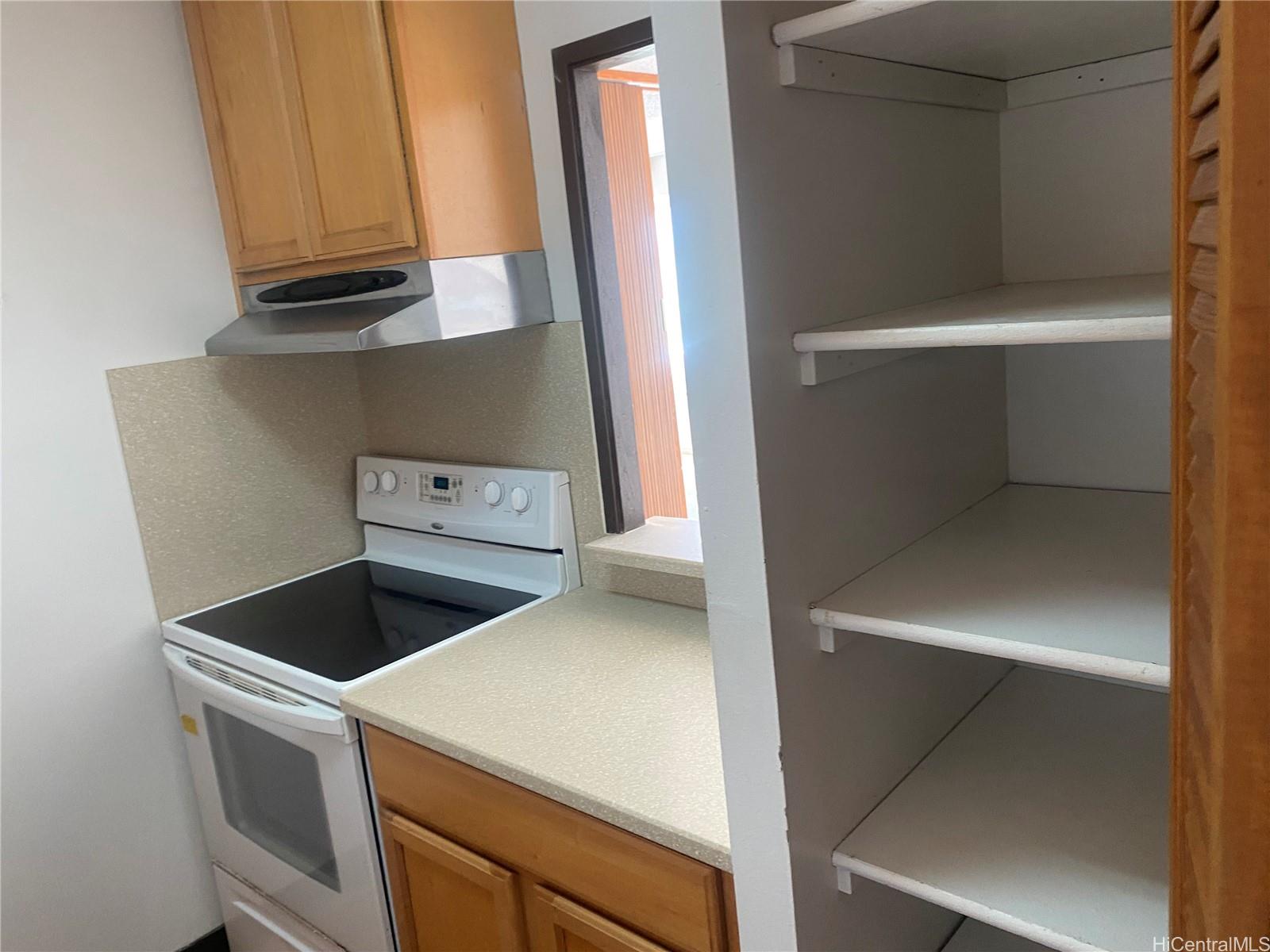 Pearl Ridge Gdns & Twr condo # 2208, Aiea, Hawaii - photo 13 of 20