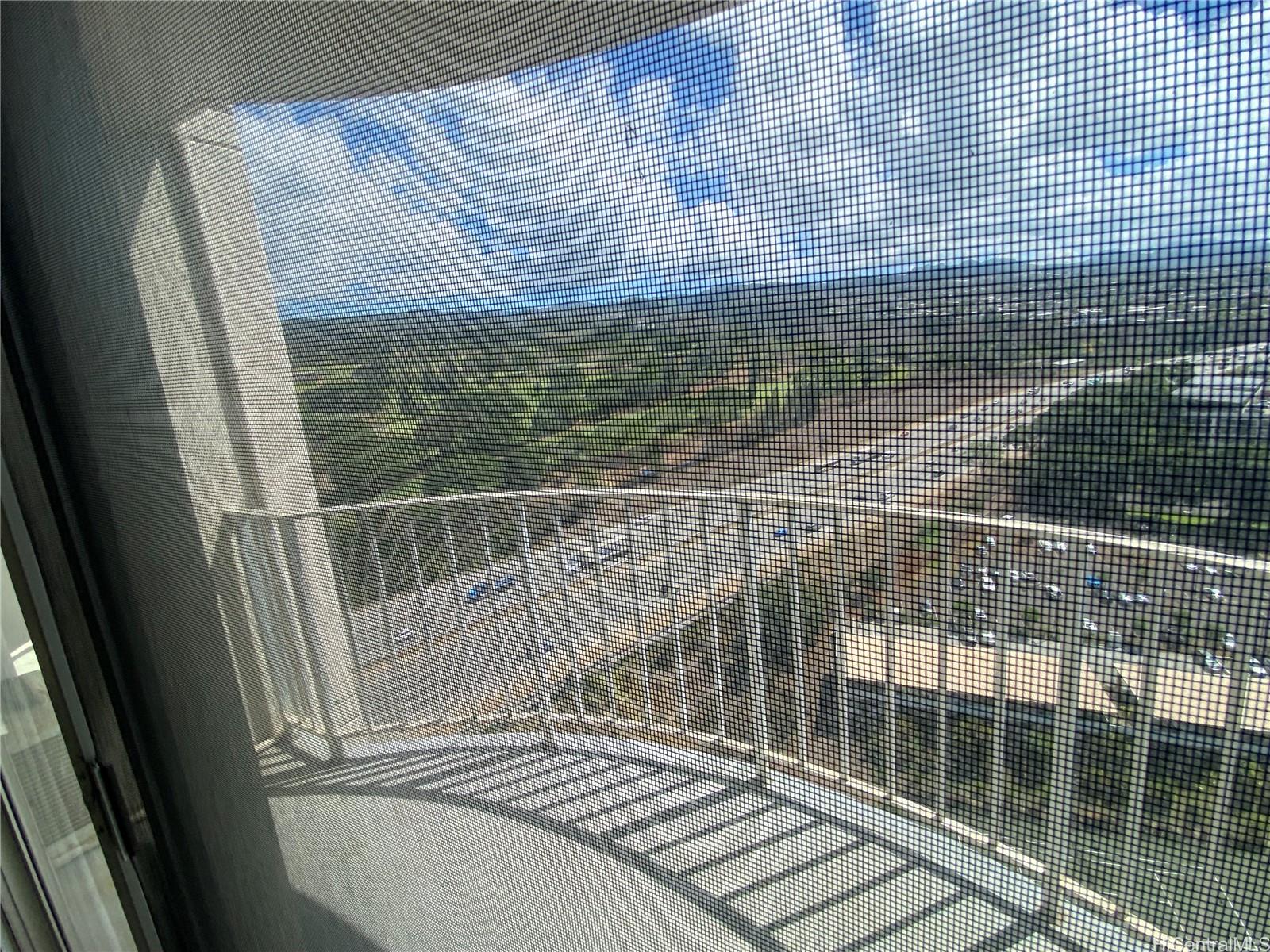 Pearl Ridge Gdns & Twr condo # 2208, Aiea, Hawaii - photo 20 of 20