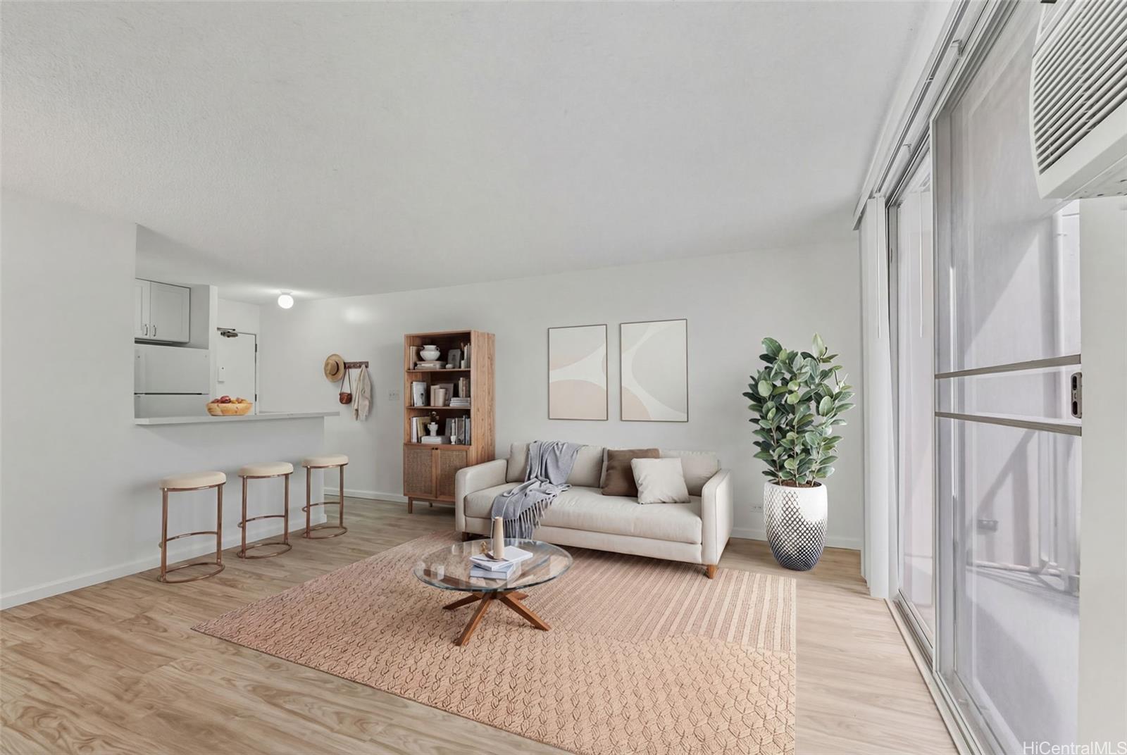 Pearl Ridge Gdns & Twr condo # 7-105, Aiea, Hawaii - photo 3 of 17