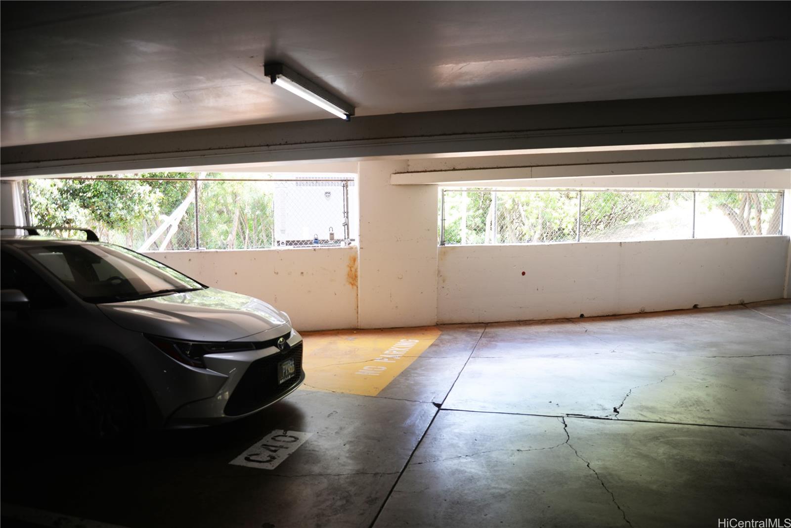 Pearl Ridge Gdns & Twr condo # 7-1706, Aiea, Hawaii - photo 19 of 23