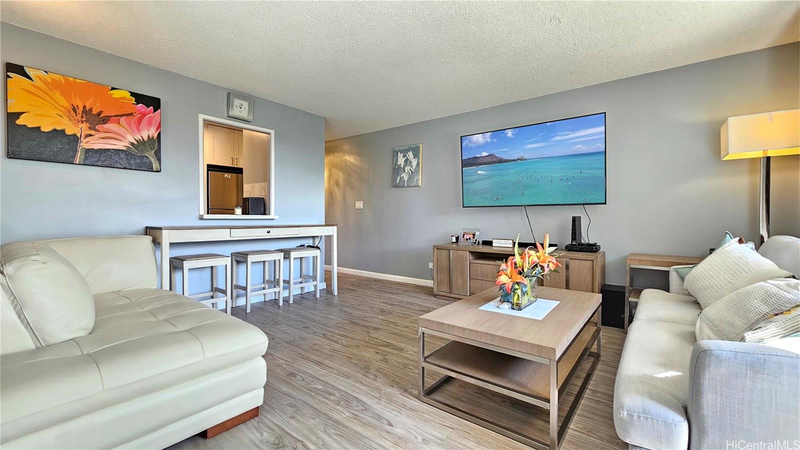 Pearl Ridge Gdns & Twr condos for sale in Pearlridge Oahu