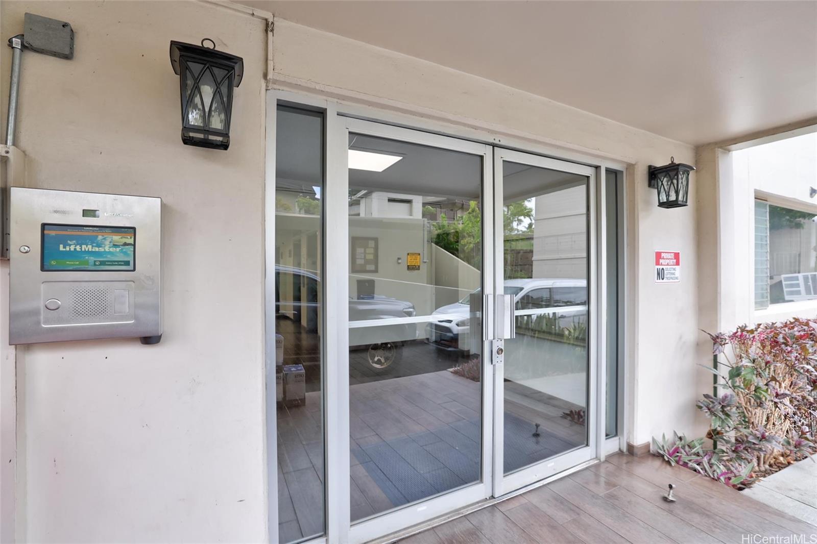 Pearl Ridge Gdns & Twr condo # 7-606, Aiea, Hawaii - photo 15 of 25