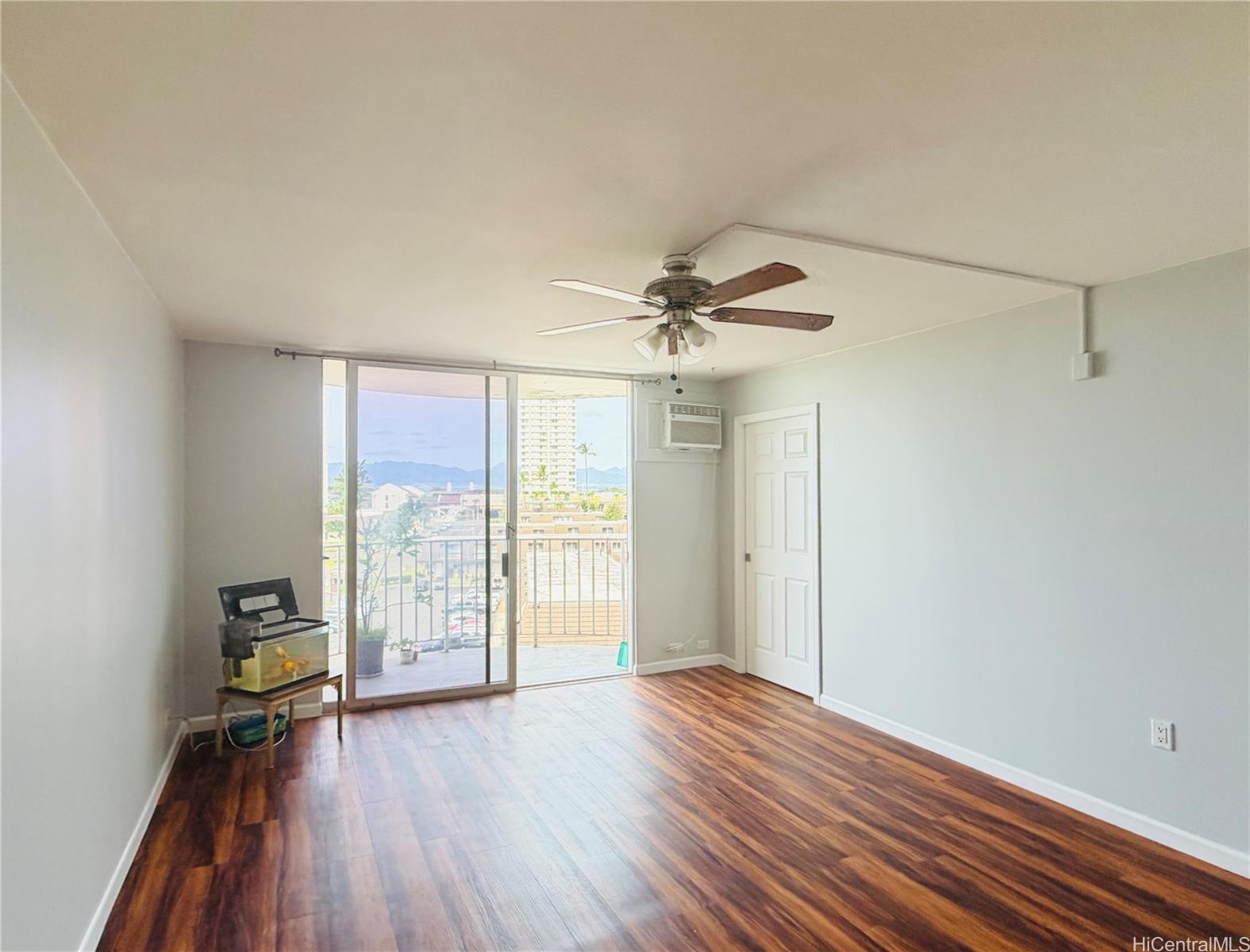 Pearl Ridge Gdns & Twr condo # 7-803, Aiea, Hawaii - photo 2 of 25