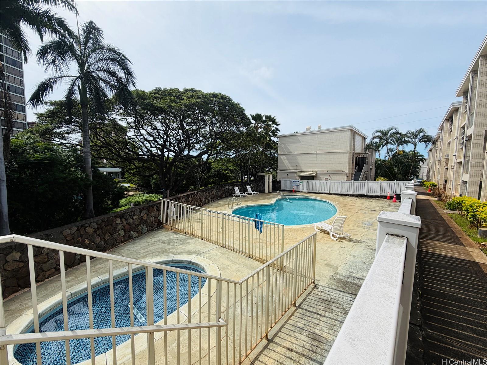 Pearl Ridge Gdns & Twr condo # 7-803, Aiea, Hawaii - photo 19 of 25