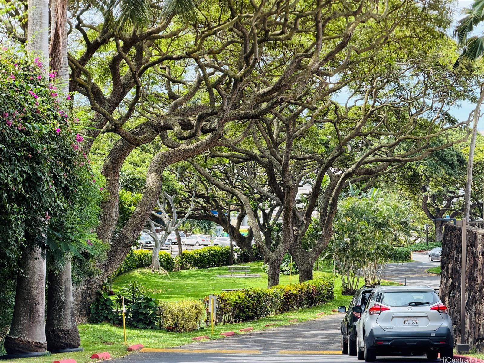 Pearl Ridge Gdns & Twr condo # 7-803, Aiea, Hawaii - photo 20 of 25
