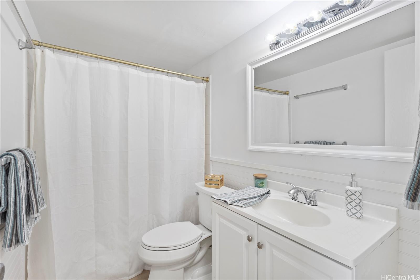 Pearl Ridge Gdns & Twr condo # 1-201, Aiea, Hawaii - photo 19 of 24