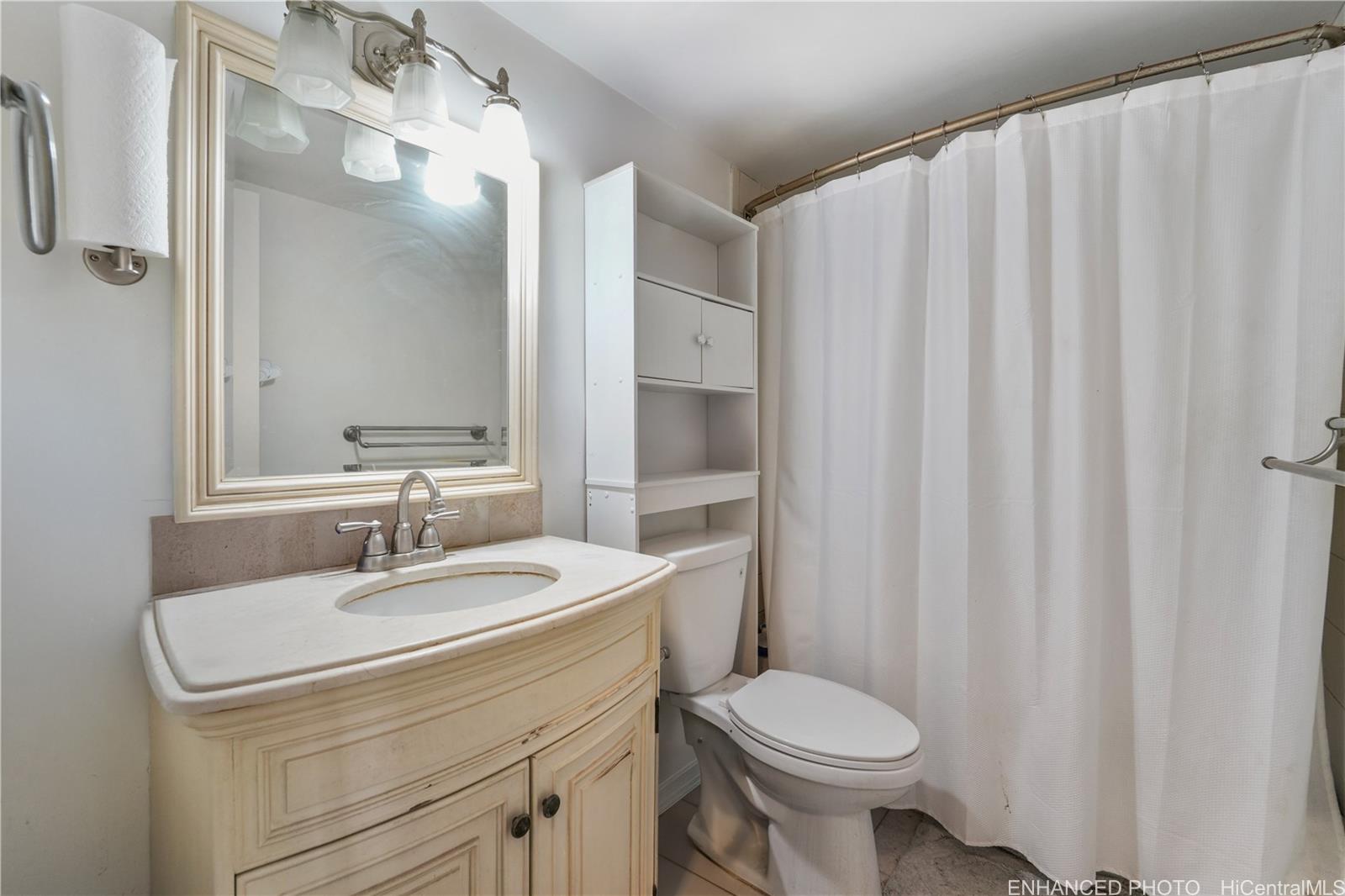 Pearl Ridge Gdns & Twr condo # 2-301, Aiea, Hawaii - photo 5 of 18