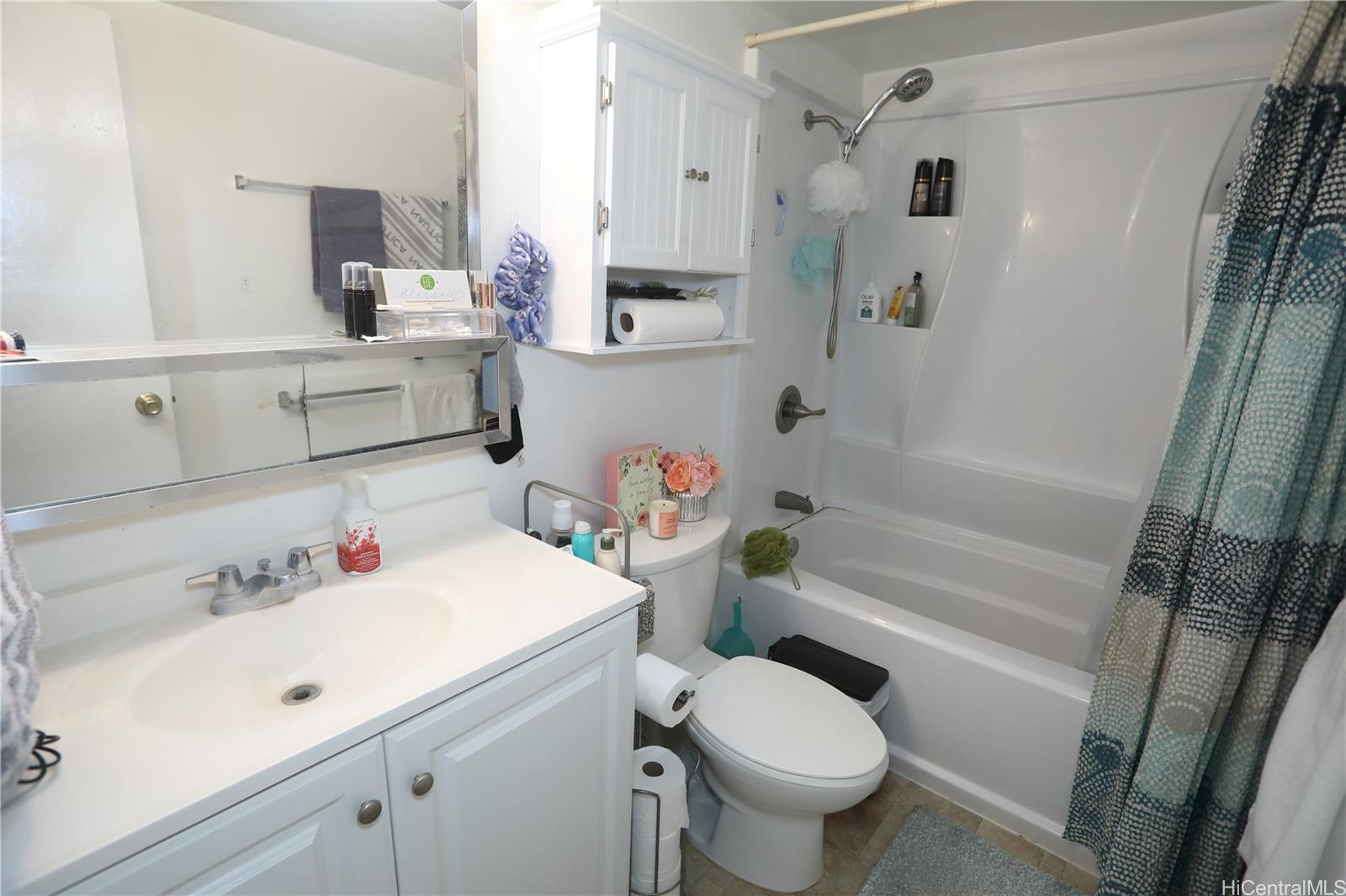 Pearl Ridge Gdns & Twr condo # 2-304, Aiea, Hawaii - photo 10 of 18