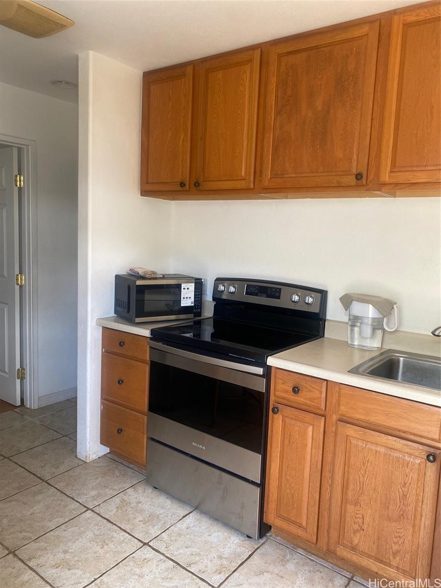 98-118 Kihale St Aiea - Rental - photo 7 of 16
