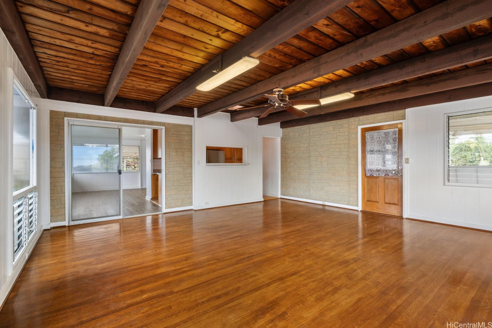 98-121  Kihale Pl Aiea Area, PearlCity home - photo 14 of 25