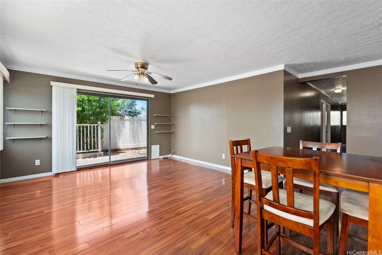 98-1225  Ulune Street Aiea Heights, PearlCity home - photo 14 of 25