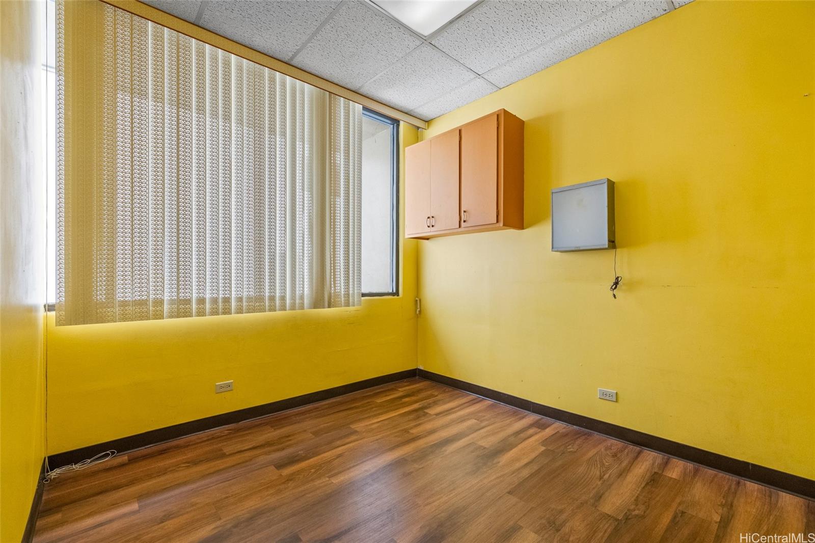 98-1247 Kaahumanu St Aiea Oahu commercial real estate photo12 of 15