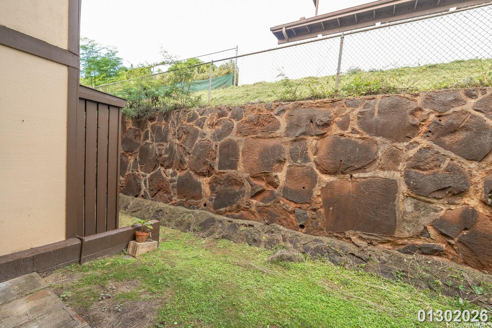 98-1280 Hoohiki Pl Pearl City - Rental - photo 5 of 20