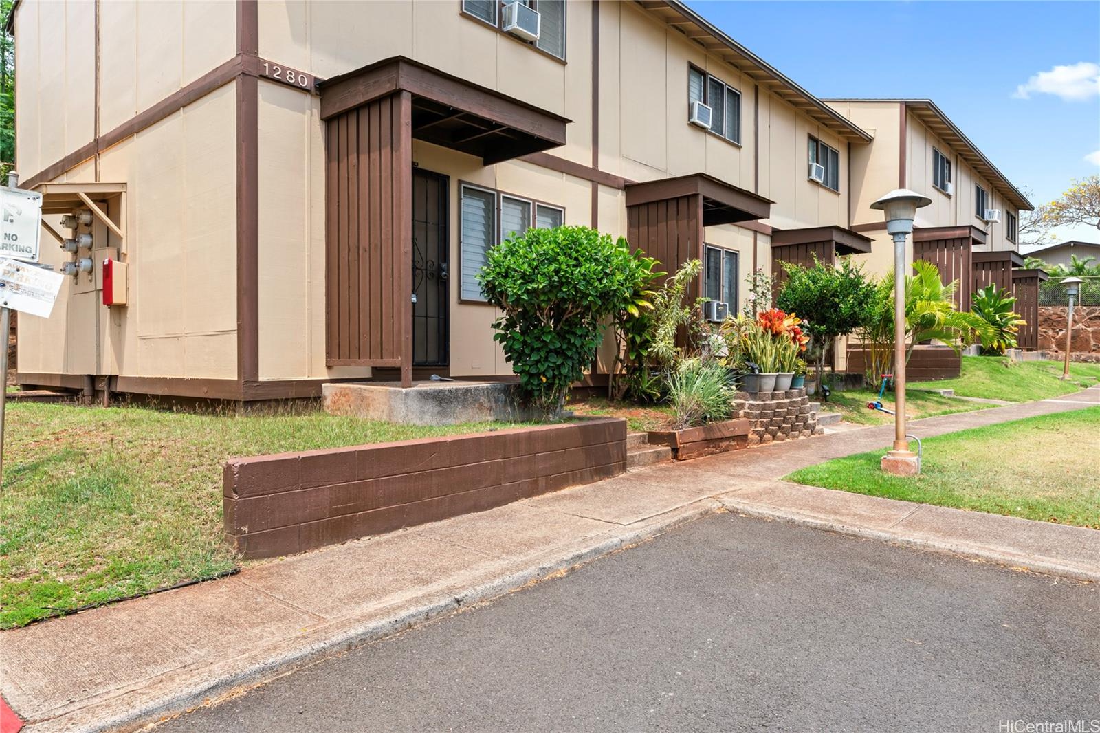 98-1280 Hoohiki Place townhouse # 86, Pearl City, Hawaii - photo 20 of 21