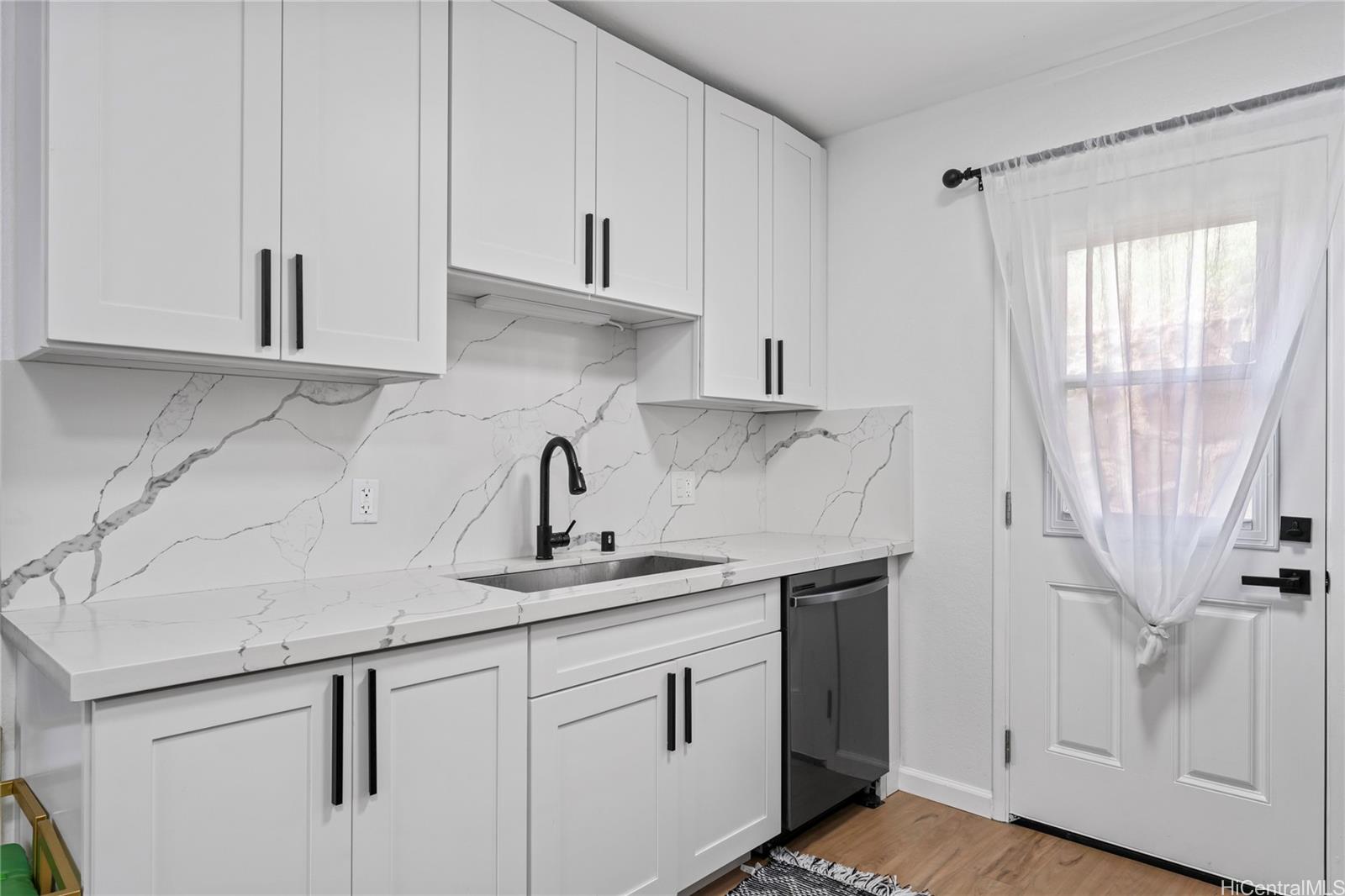 98-1280 Hoohiki Place townhouse # 86, Pearl City, Hawaii - photo 4 of 21