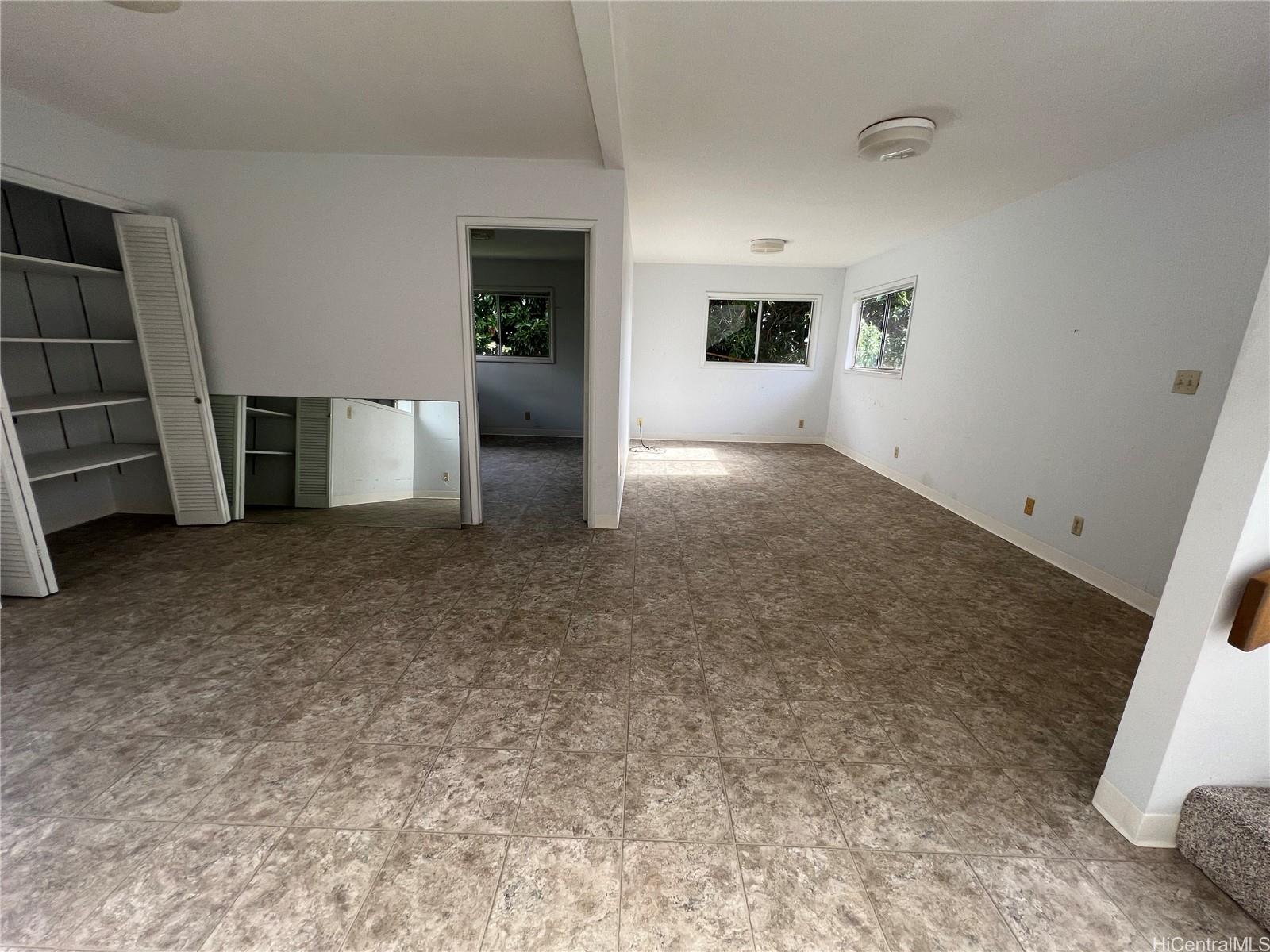 98-1305 Akaaka St Aiea - Rental - photo 18 of 23