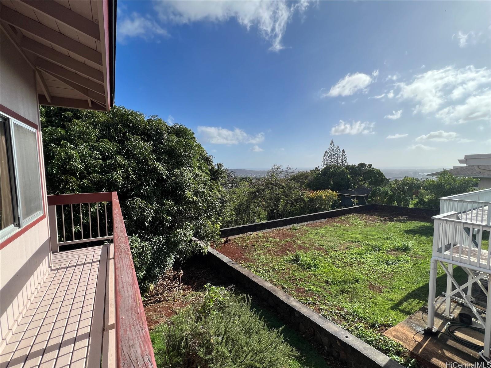 98-1305 Akaaka St Aiea - Rental - photo 19 of 23