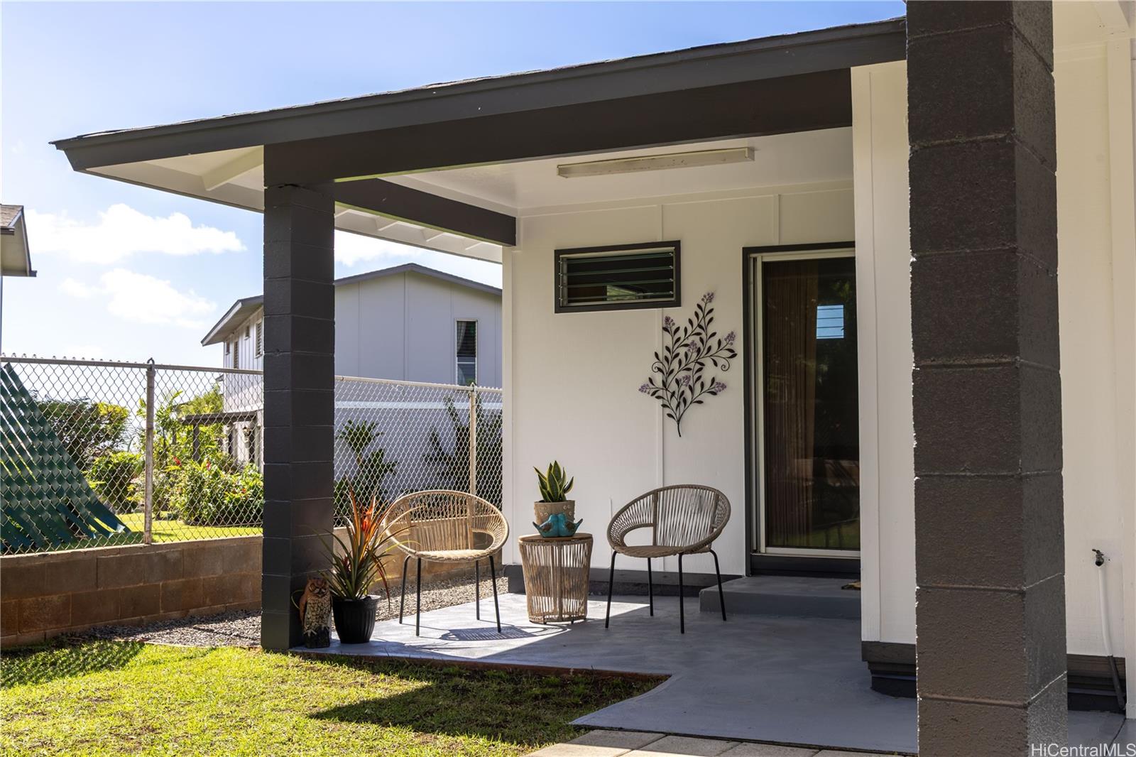 98-1327  Hoohiki St Waiau, PearlCity home - photo 23 of 25