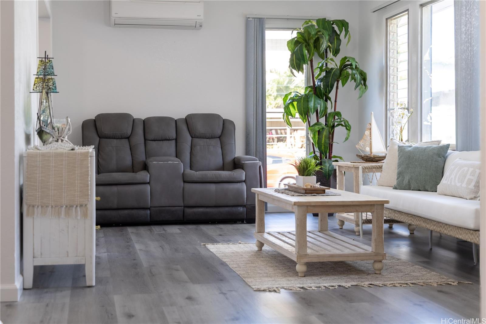 98-1327  Hoohiki St Waiau, PearlCity home - photo 6 of 25