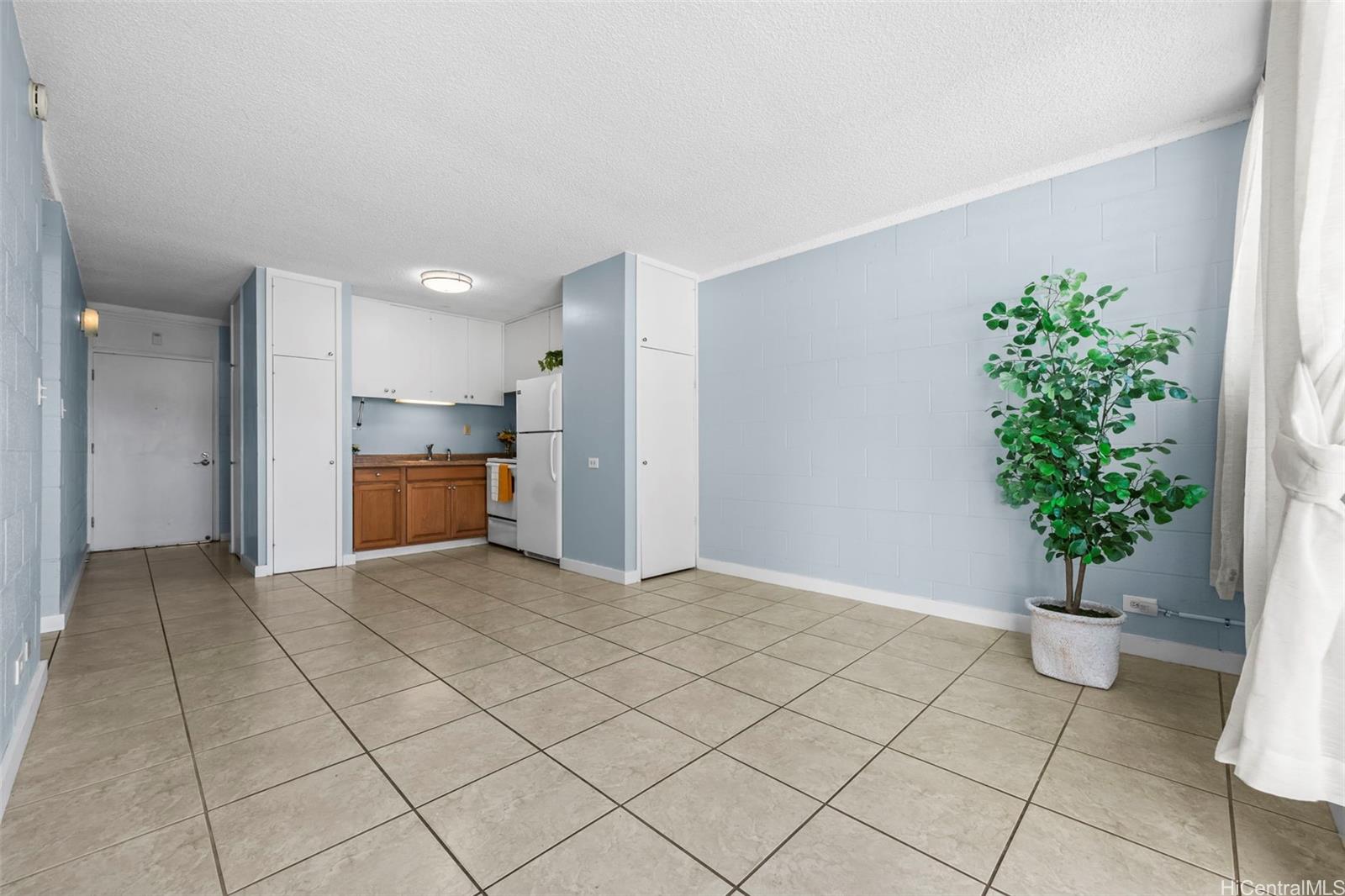 98-135 Lipoa Place Aiea - Rental - photo 4 of 23