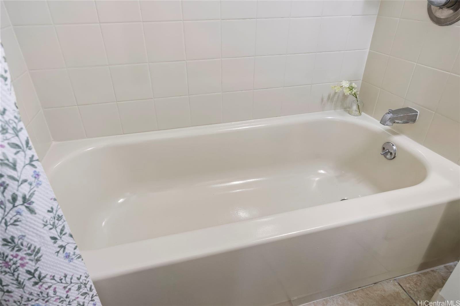 98-135 Lipoa Place Aiea - Rental - photo 10 of 23