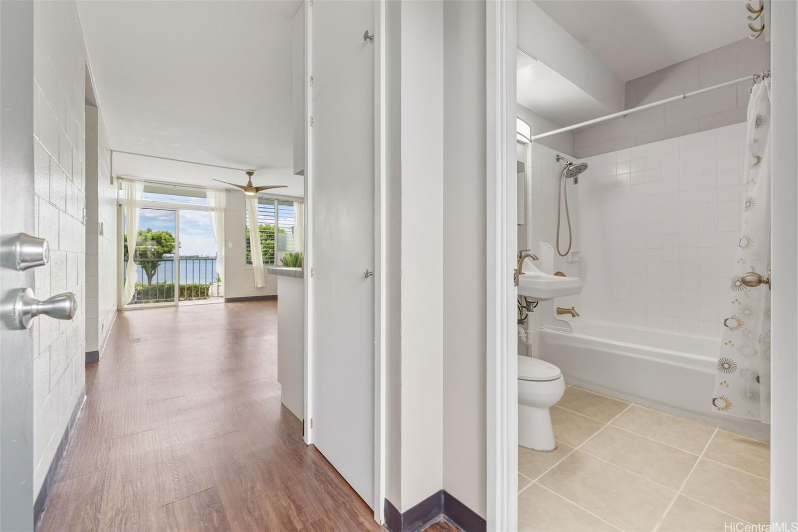 98-135 Lipoa Pl Aiea - Rental - photo 2 of 22