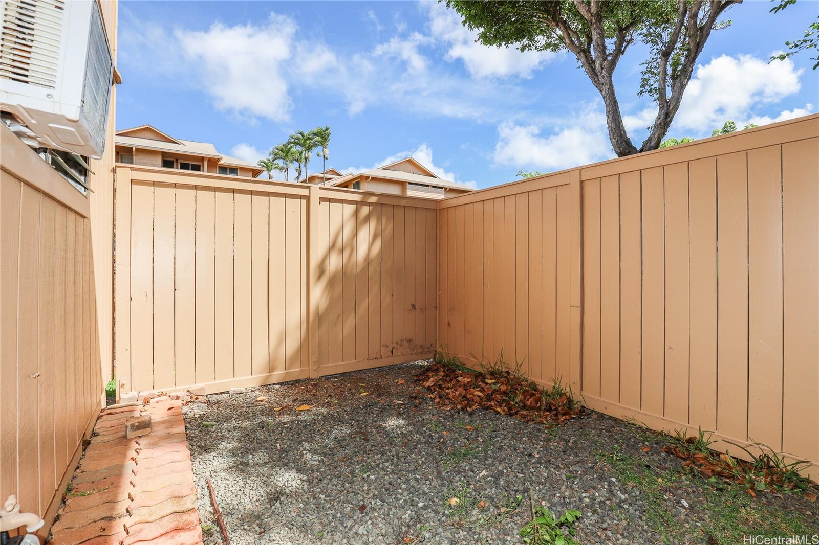 Waiau Garden Villa AOAO townhouse # 189, Pearl City, Hawaii - photo 14 of 17