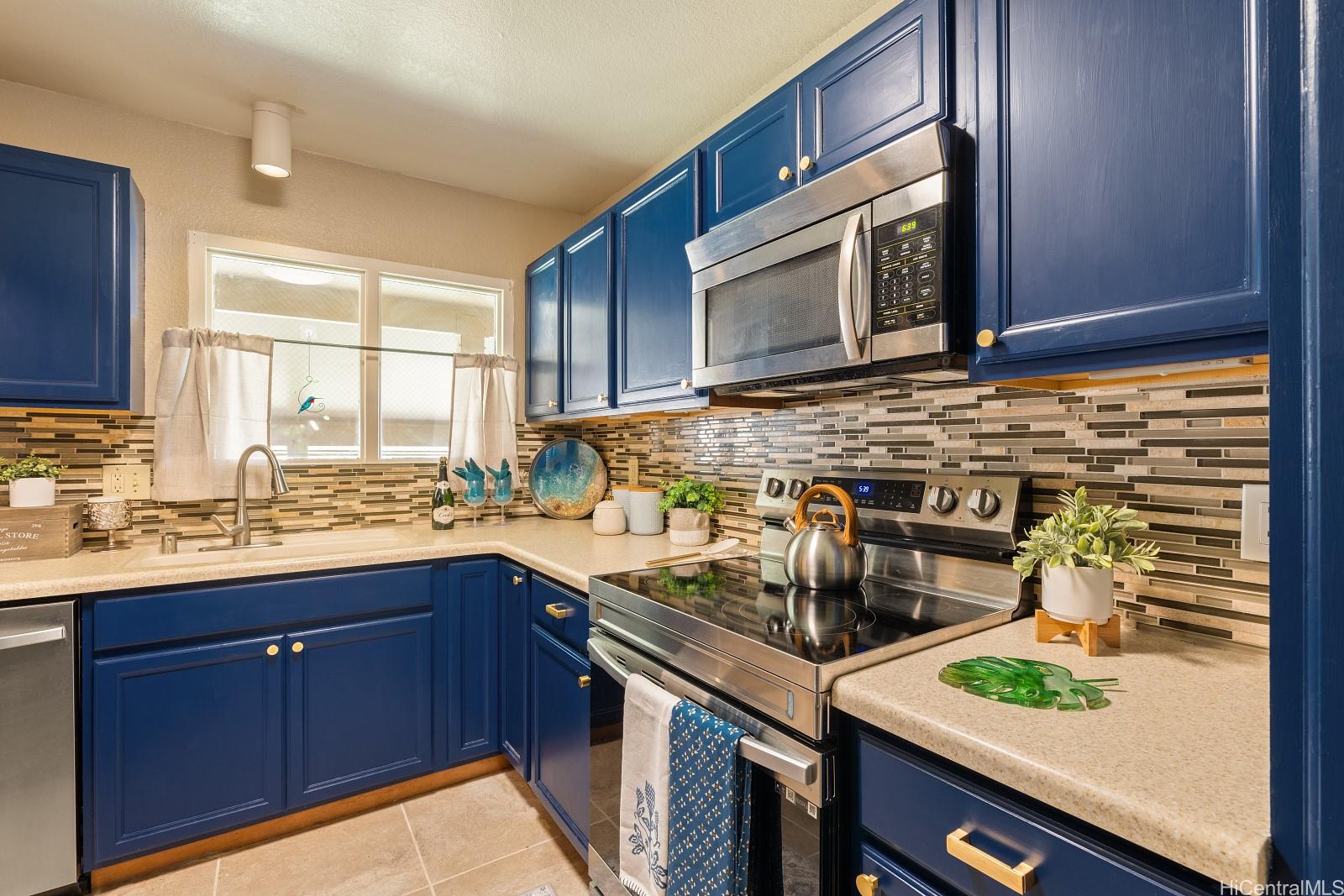 Waiau Garden Villa condo # 989, Pearl City, Hawaii - photo 5 of 19