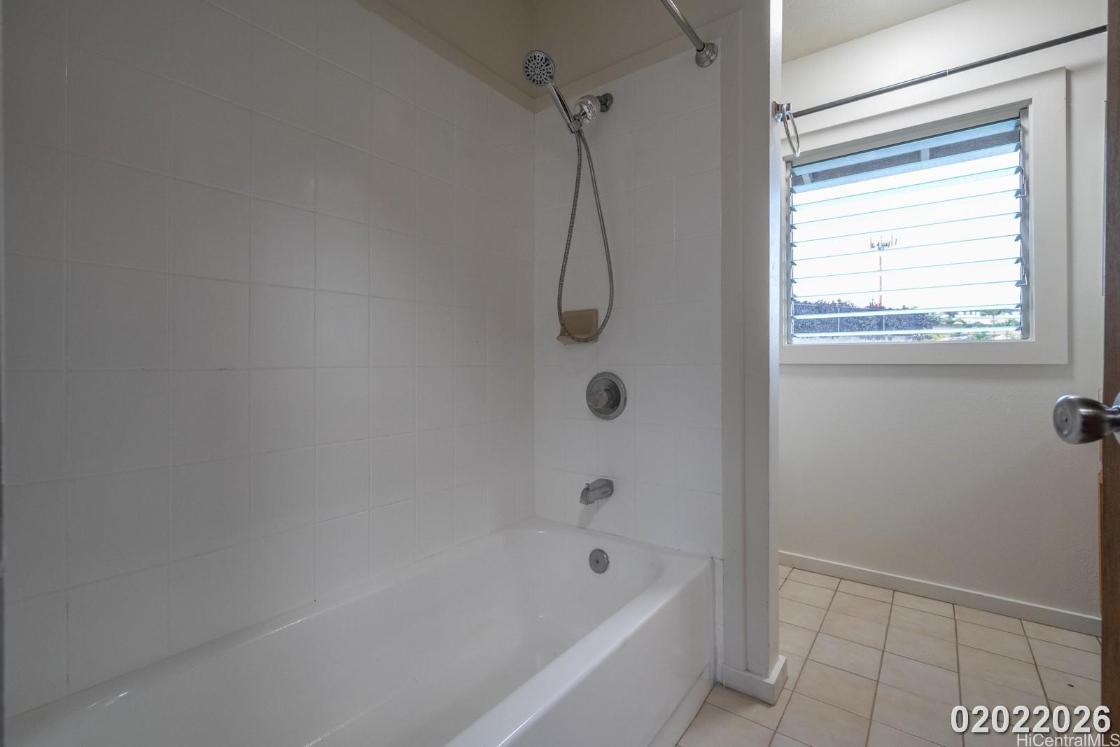 98-137 Kalike Place Aiea - Rental - photo 12 of 18