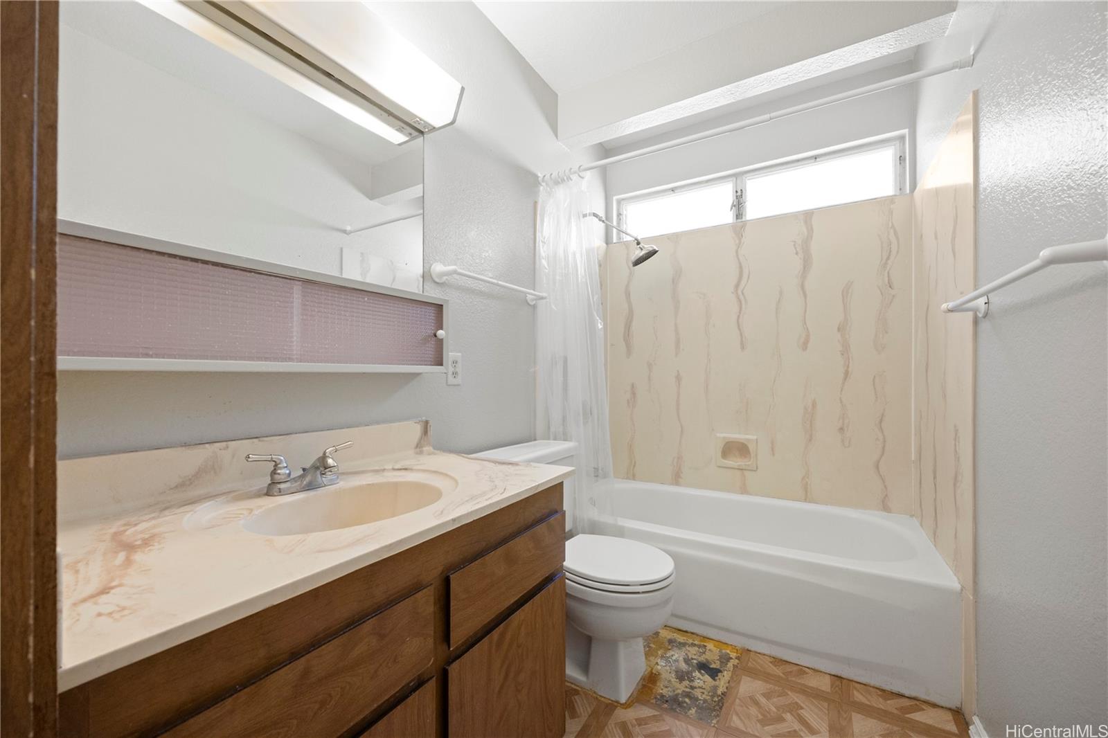 Waiau Garden Villa condo # 18168, Pearl City, Hawaii - photo 16 of 23