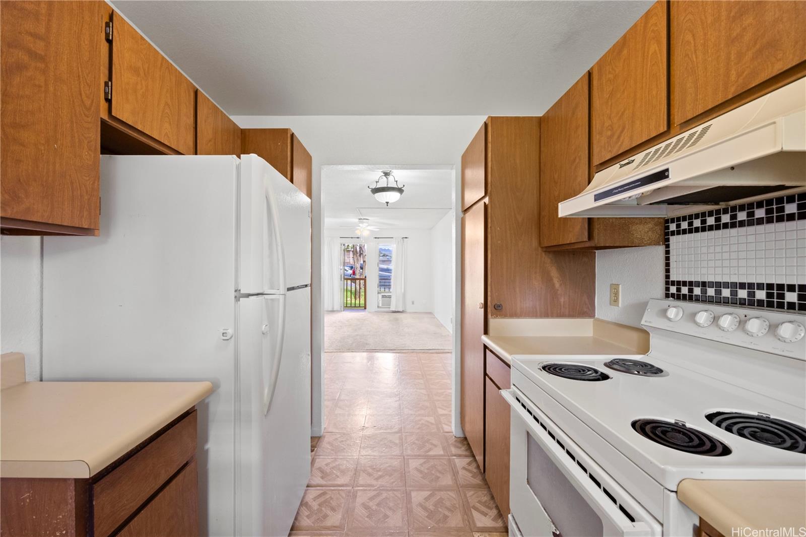 Waiau Garden Villa condo # 18168, Pearl City, Hawaii - photo 4 of 23