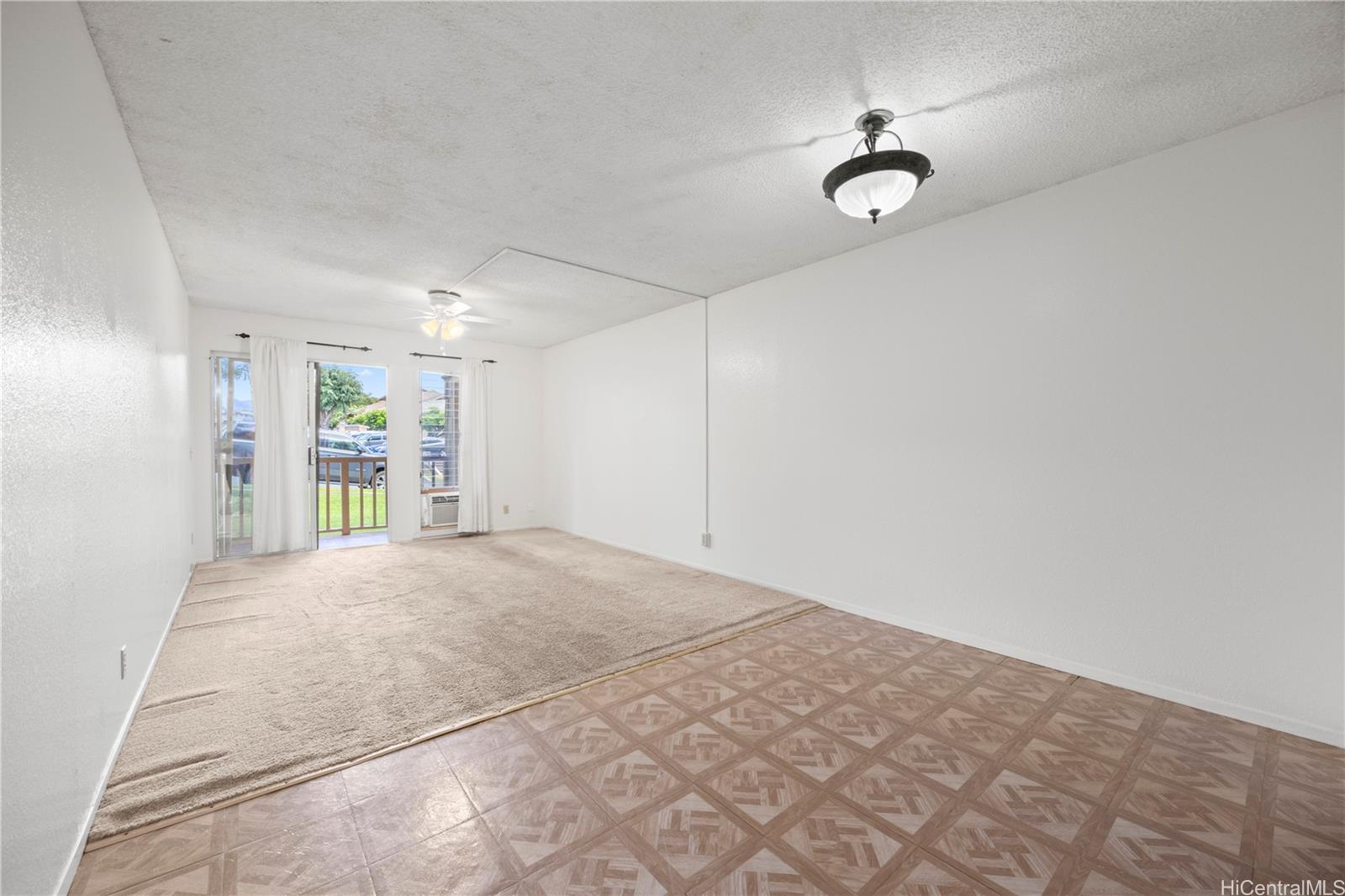 Waiau Garden Villa condo # 18168, Pearl City, Hawaii - photo 7 of 23