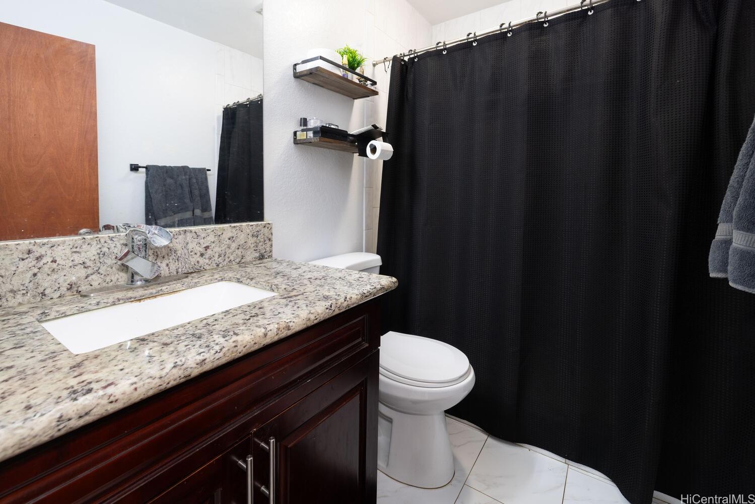 Waiau Garden Villa condo # 11101, Pearl City, Hawaii - photo 13 of 21