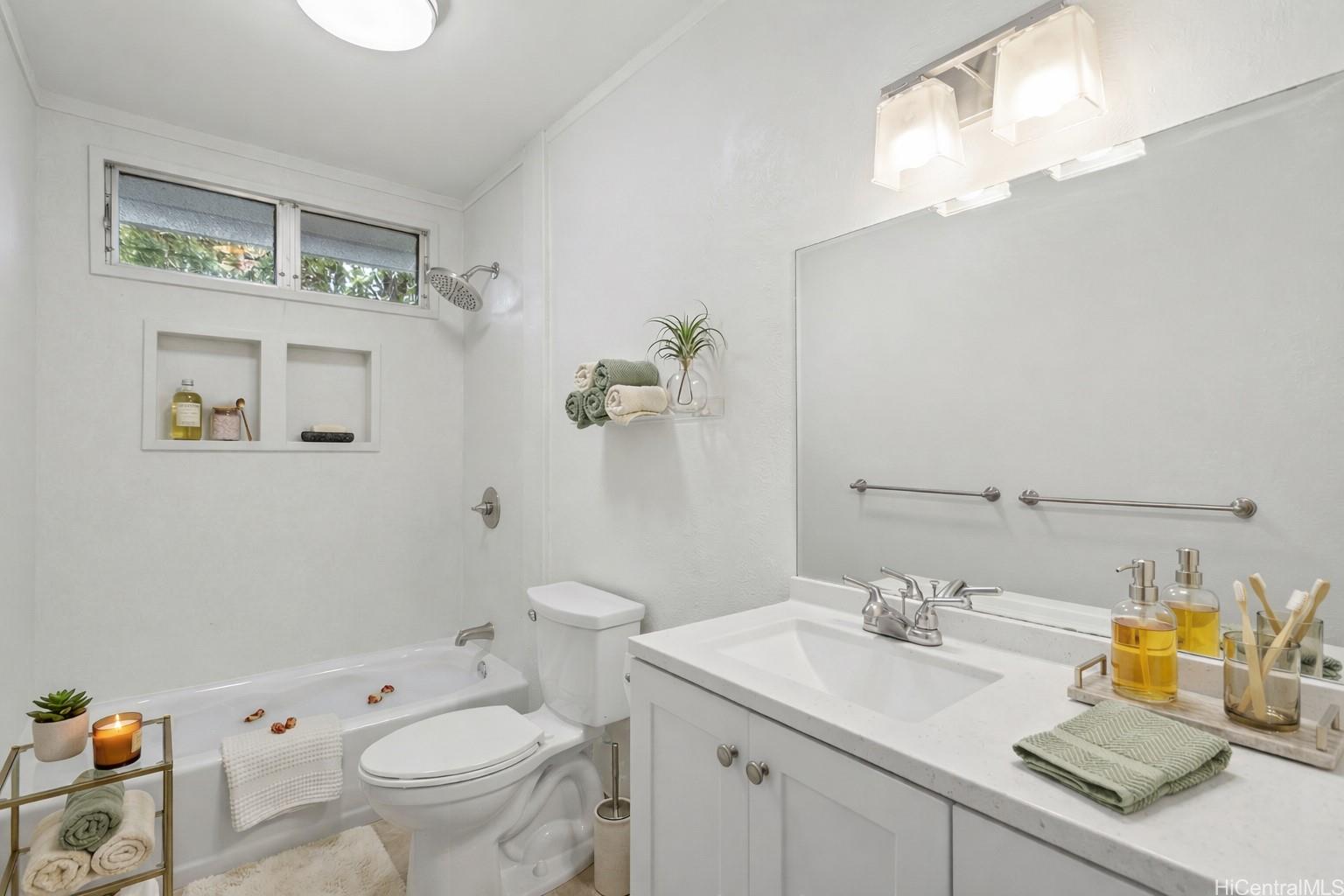 98-1391 Nola St townhouse # 16, Pearl City, Hawaii - photo 10 of 23